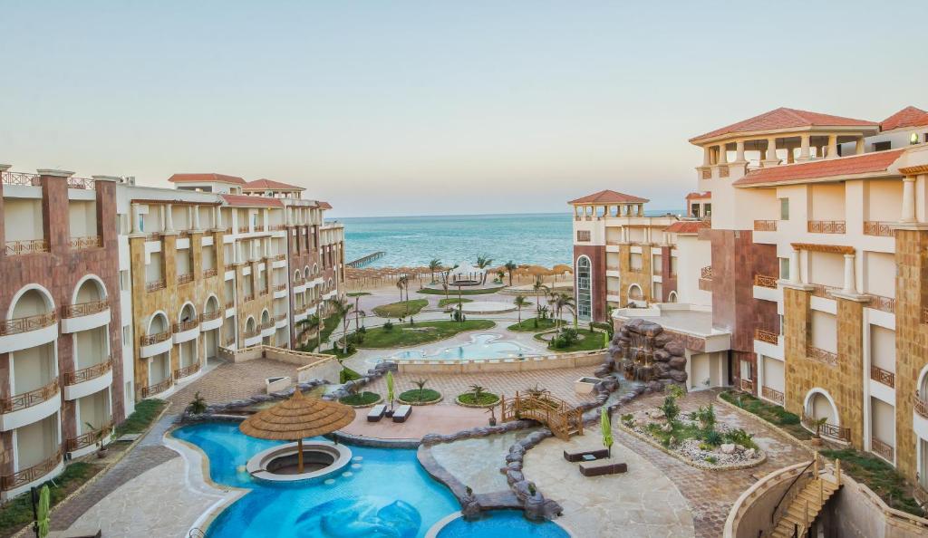 Royal Beach Resort, Хургада