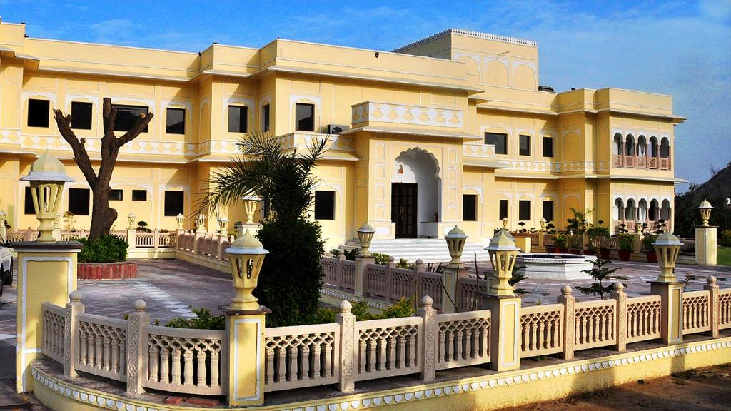 Hotel RAJBAGH Palace, Джайпур