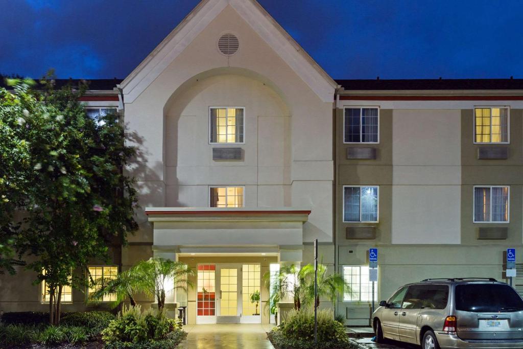 MainStay Suites Orlando Altamonte Springs, Орландо