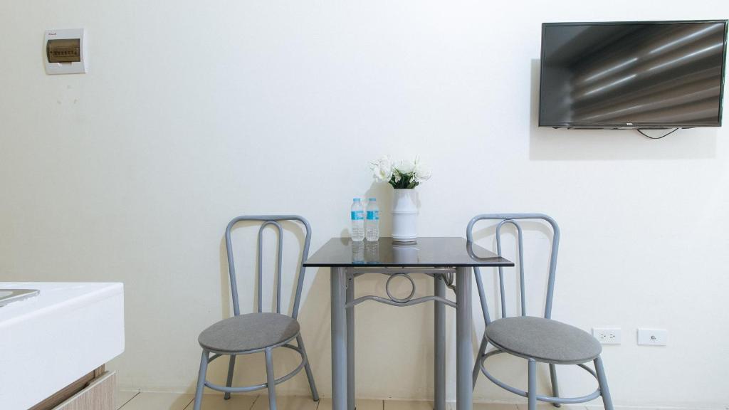 Двухместный (Номер Делюкс), RedDoorz Plus @ Urban Deca Tower Edsa 2