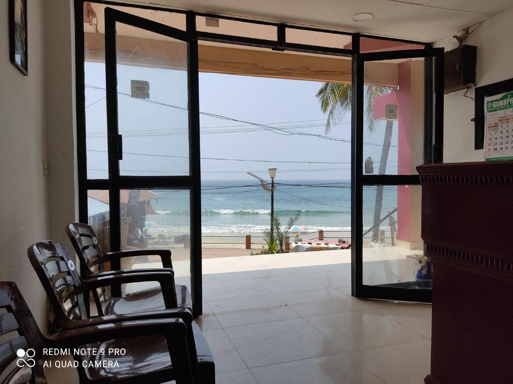 Orion Beach Resort, Ковалам