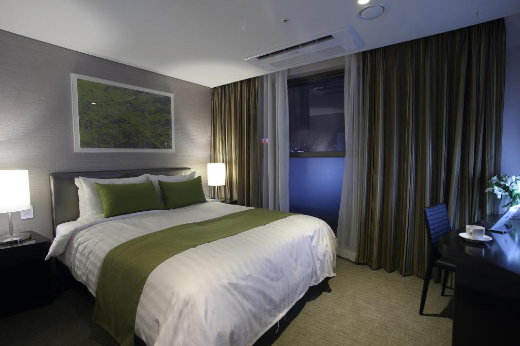 Aventree Hotel Busan, Пусан