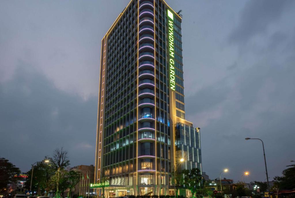 Wyndham Garden Hanoi, Ханой