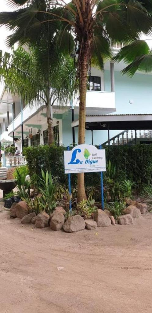 La Digue Self-Catering Apartments, Ла-Диг