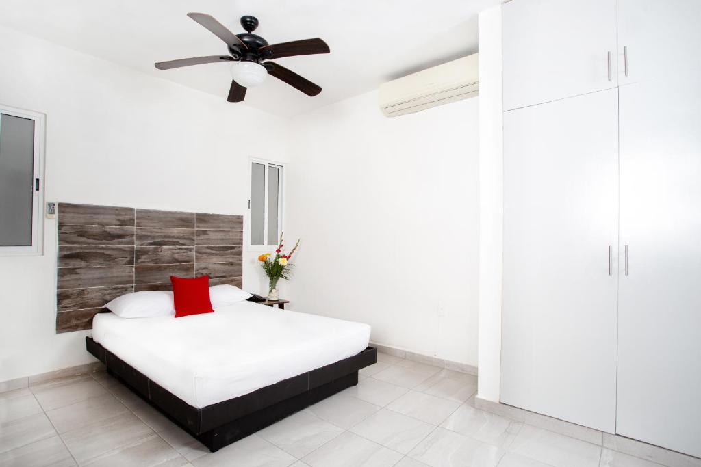 Апартаменты (Апартаменты), SUITE 24 Hotel Boutique