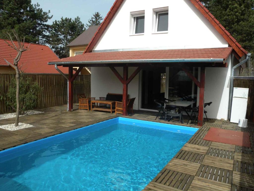 Four-Bedroom Holiday Home in Siofok I, Шиофок
