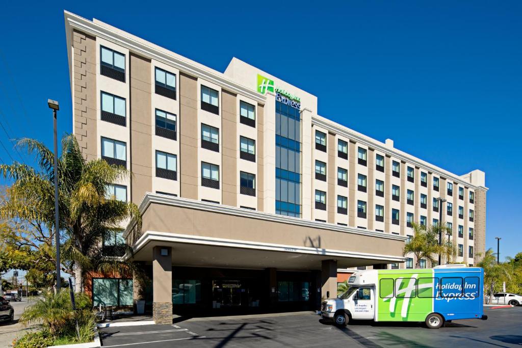 Holiday Inn Express Los Angeles LAX Airport, an IHG Hotel, Лос-Анджелес