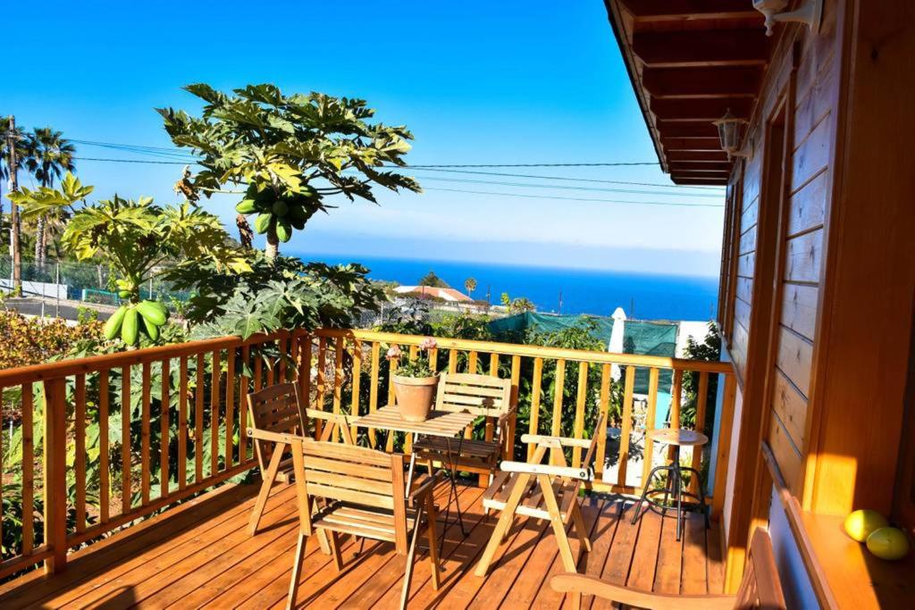 House with 2 bedrooms in Icod de los Vinos with wonderful sea view enclosed garden and WiFi 2 km from the beach, Икод-де-лос-Винос
