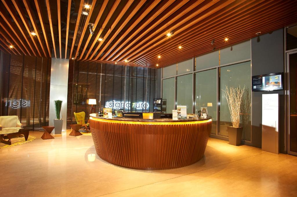 The Signature Hotel & Serviced Suites Kuala Lumpur, Куала-Лумпур