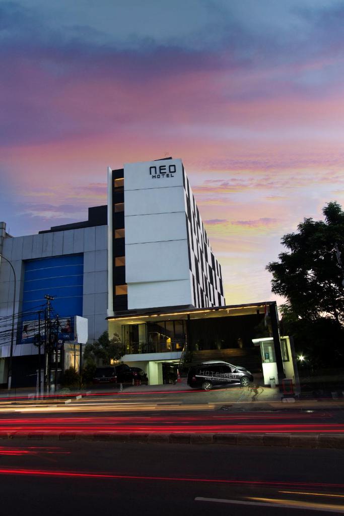 Neo Hotel Tendean Jakarta by ASTON, Джакарта