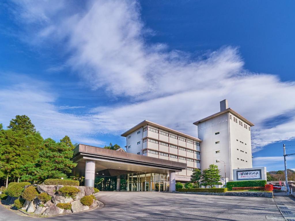 Yukai Resort Yamanaka Grand Hotel, Кага