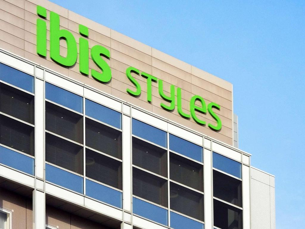 ibis Styles Osaka Namba, Осака