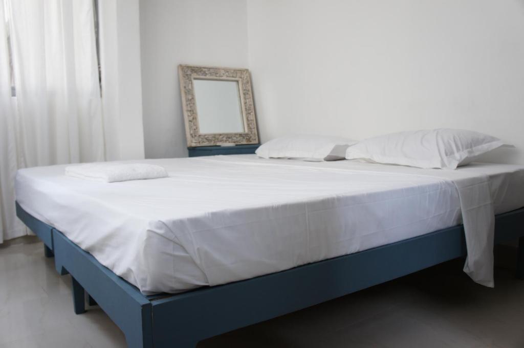 Двухместный (Стандартный двухместный номер с ванной комнатой вне номера), Bed and Chaï