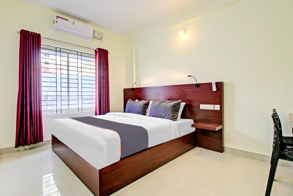 Vaccinated Staff- OYO 78623 Collection O Hotel Blueway Residency, Тривандрум