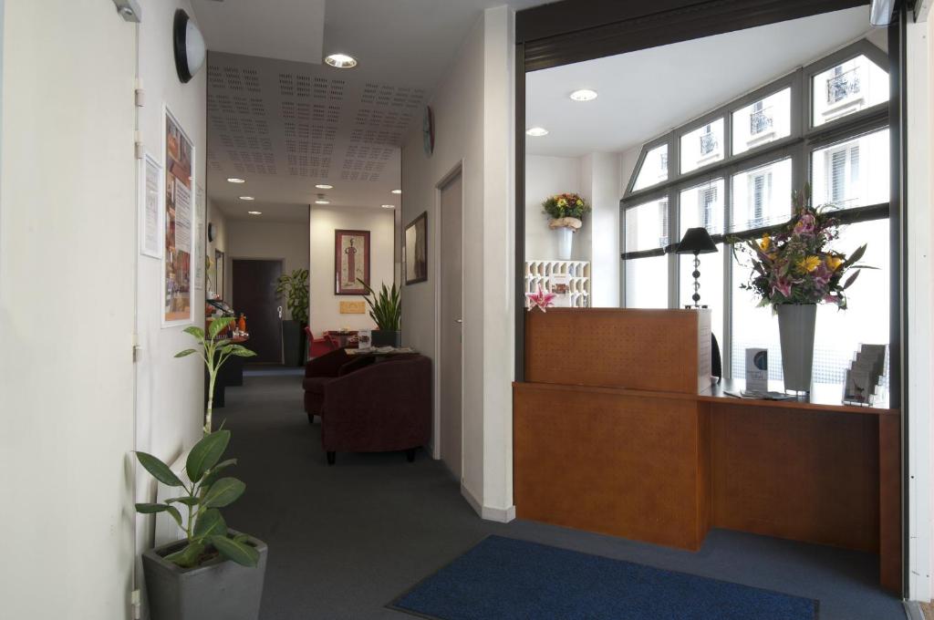 Aparthotel Adagio Access Paris Philippe Auguste, Париж