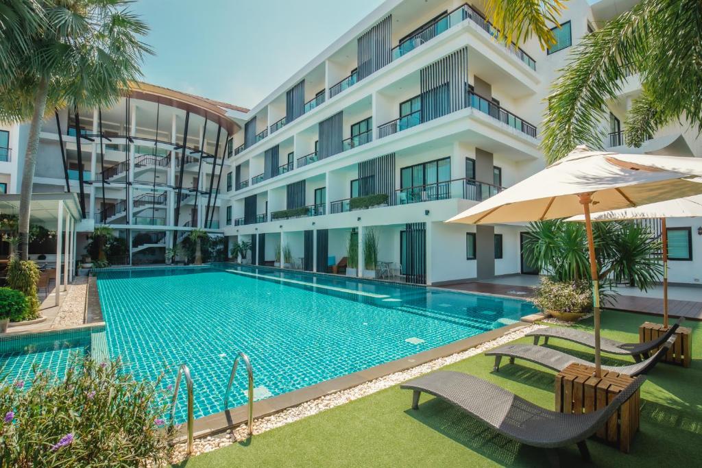 Отель The Pago Phuket, Пхукет