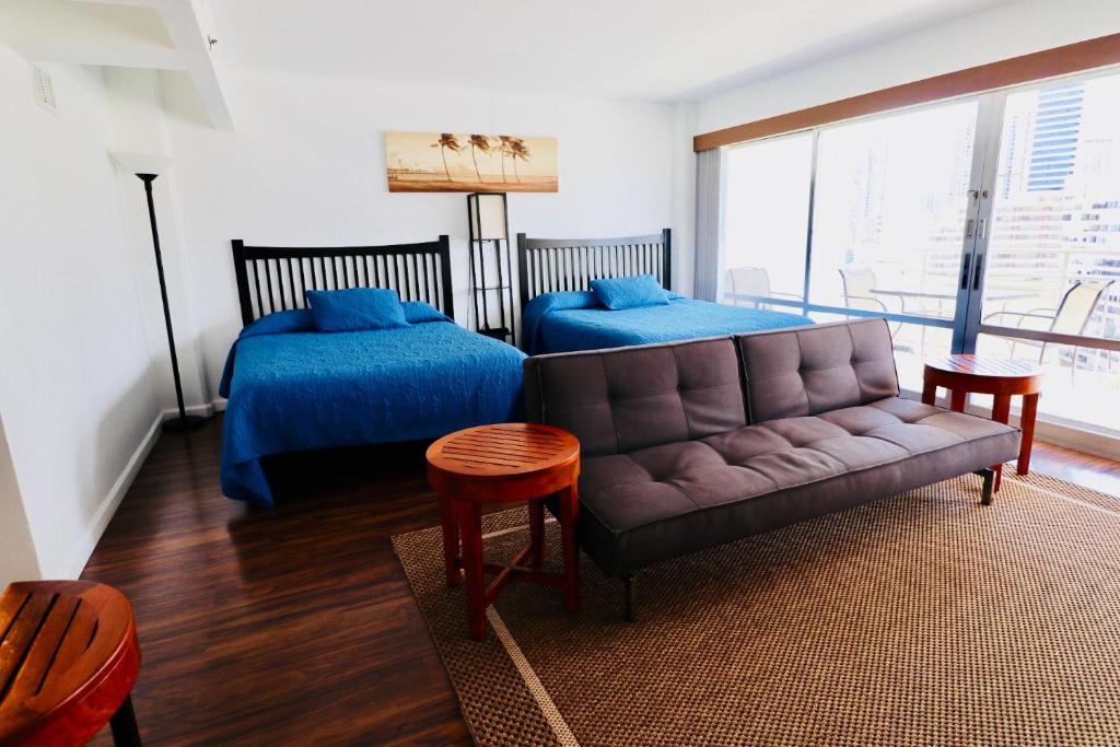 Студио (Номер-студия с балконом), Ilikai Hotel Condominiums