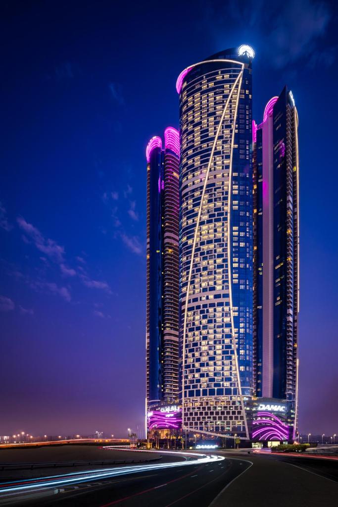 Отель Paramount Hotel Dubai, Дубай
