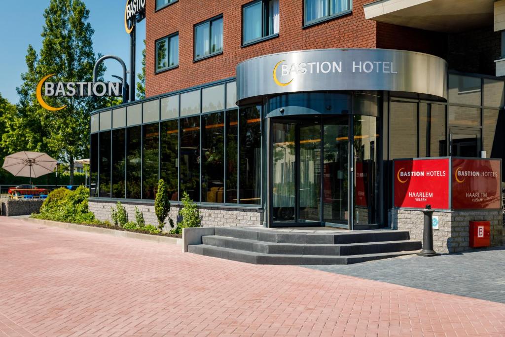 Bastion Hotel Haarlem Velsen, Амстердам
