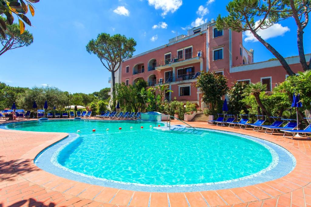 Hotel San Valentino Terme, Искья