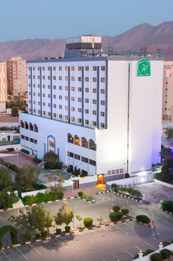 Hotel Muscat Holiday, Маскат
