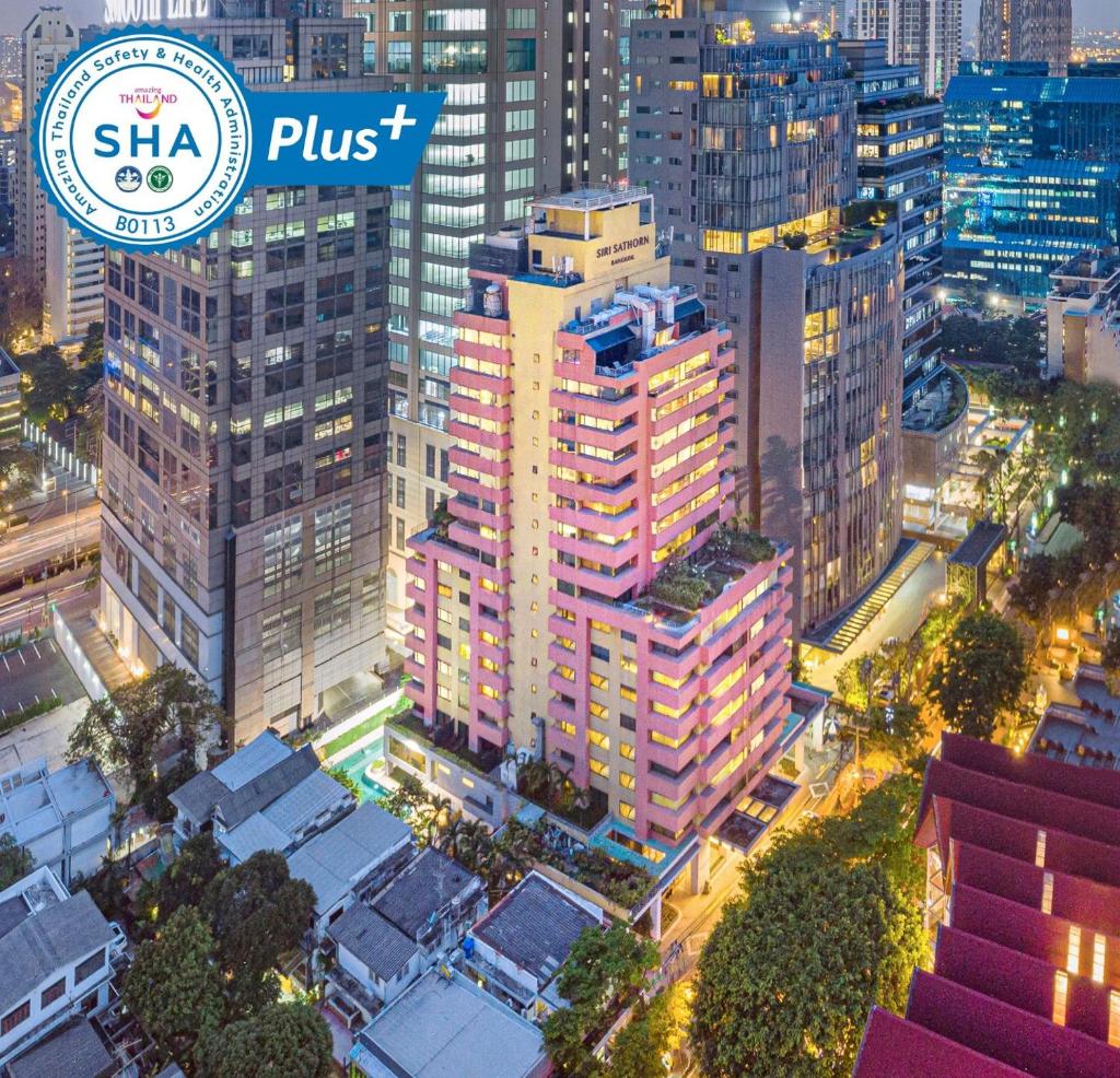 Отель Siri Sathorn Executive Serviced Residence, Бангкок