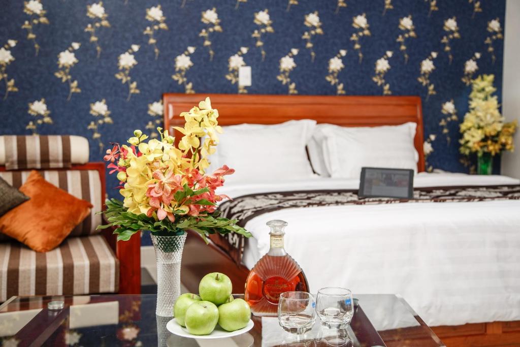 Long Bao Chau Hotel, Хошимин