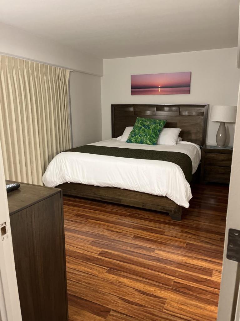 Апартаменты (Апартаменты с 2 спальнями), Ilikai Hotel Condominiums