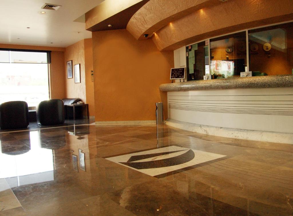 Porto Novo Hotel & Suites, Мехико