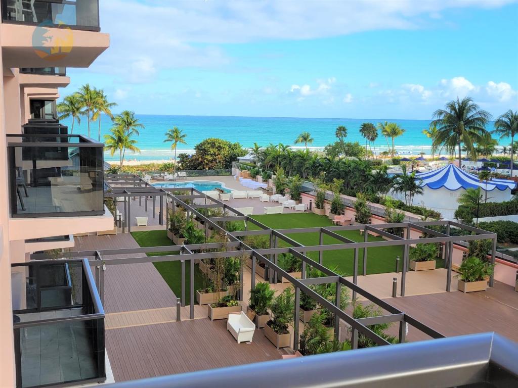 Deluxe Beach Resort - HORA RENTALS, Майами-Бич