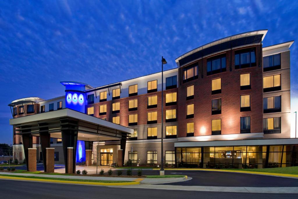 Hotel Indigo Atlanta Airport College Park, an IHG Hotel, Атланта