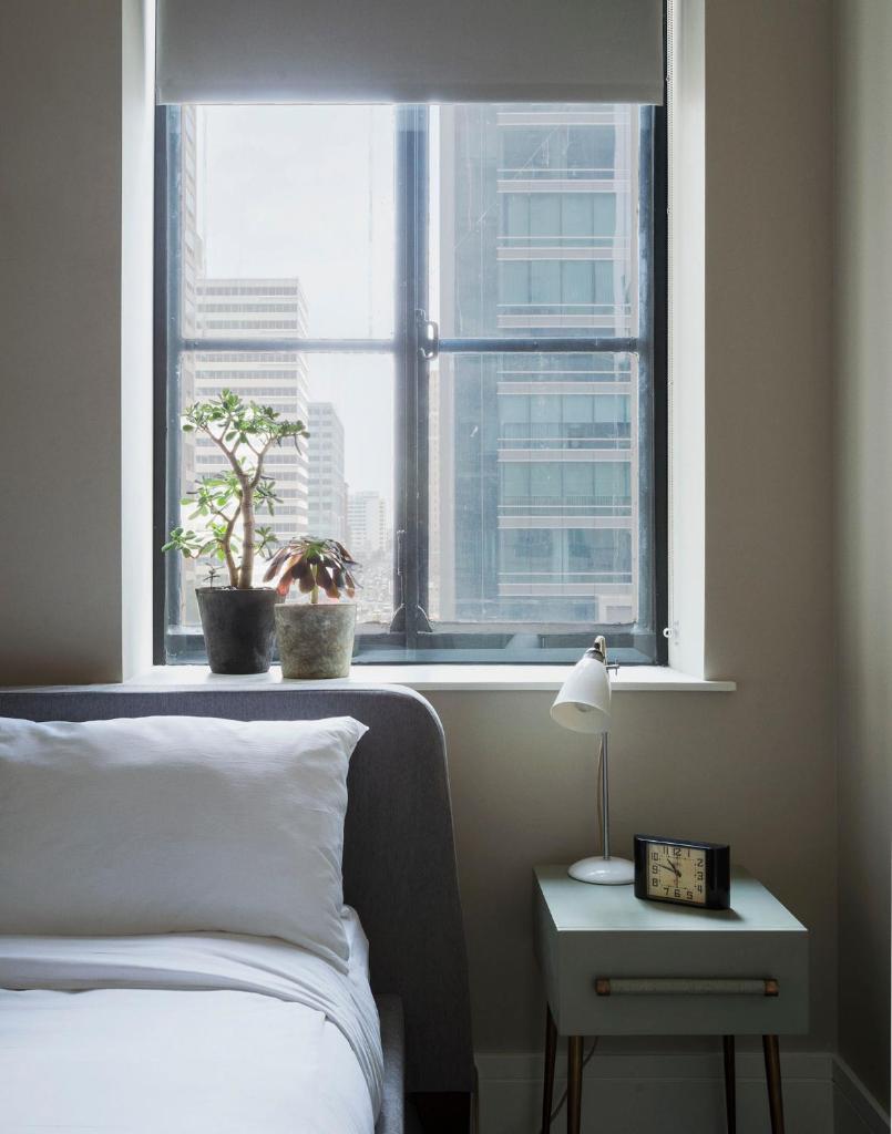 Четырехместный (Президентские апартаменты с 2 спальнями), ROOST Midtown