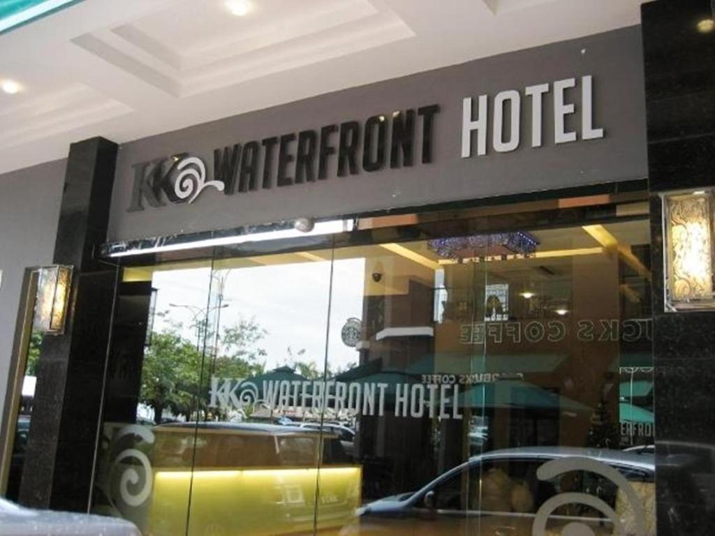 KK Waterfront Hotel, Кота-Кинабалу