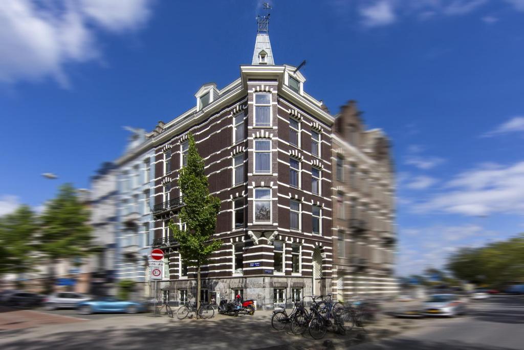 No. 377 House, Амстердам
