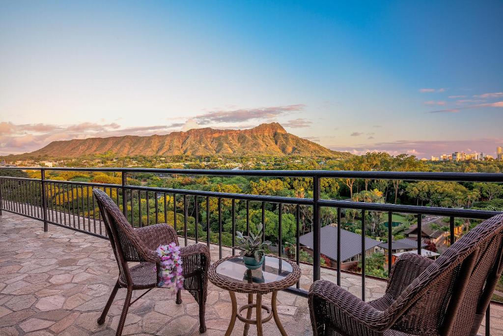 Castle Waikiki Grand Hotel, Гонолулу