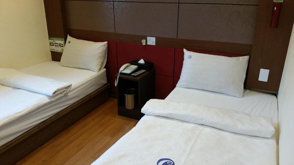 Coups Hotel, Сеул