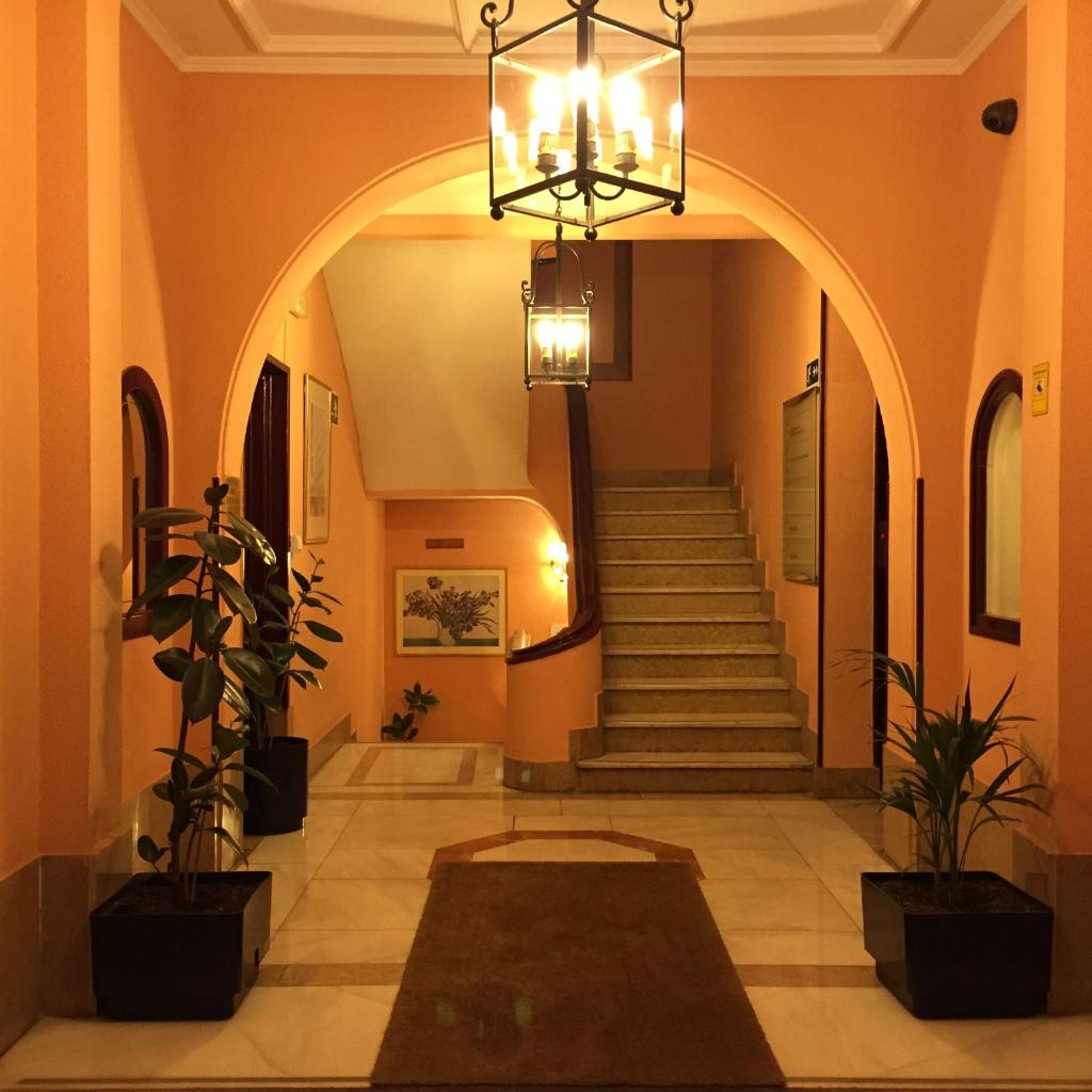 Hostal LM, Мадрид