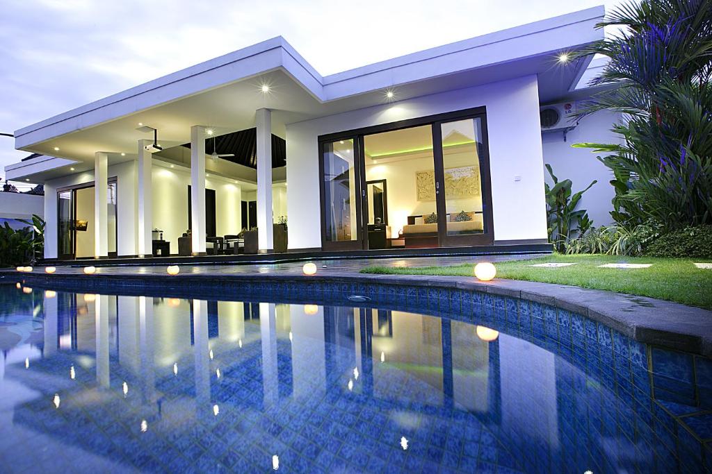 Вилла (Вилла с 3 спальнями и отдельным бассейном), D&G Villas Nusa Dua