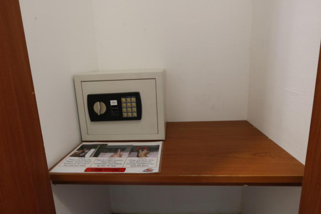 Семейный (Улучшенный семейный номер (с окном)), Hotel 99 Kuala Lumpur City