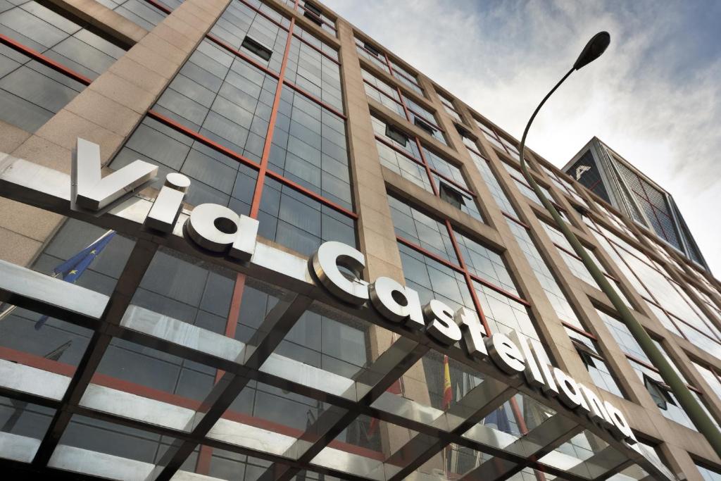 Hotel Vía Castellana, Мадрид