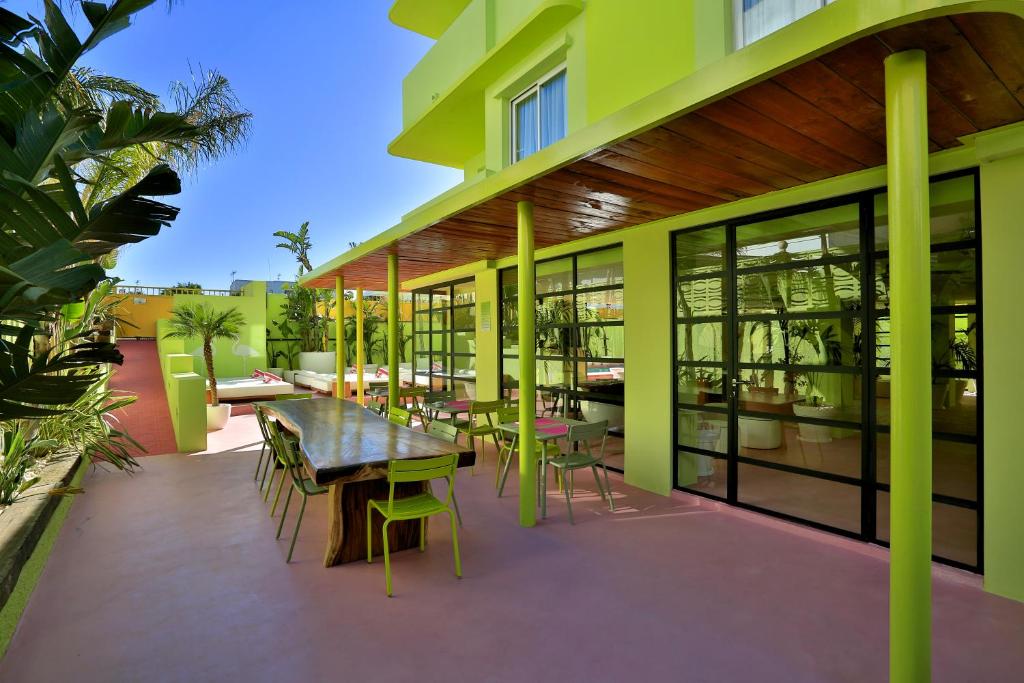 Tropicana Ibiza Suites, Ибица