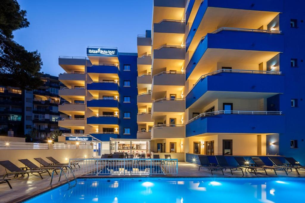Ibiza Heaven Apartments, Ибица