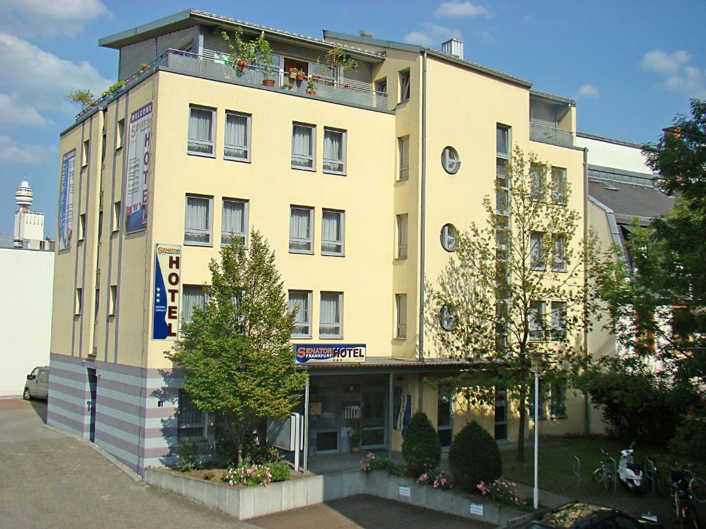 Senator Hotel, Франкфурт-на-Майне