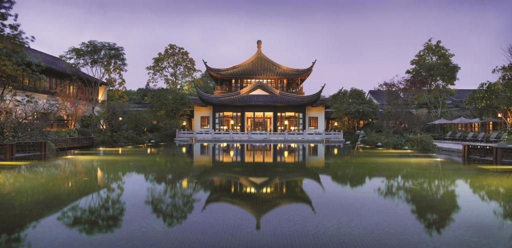 Four Seasons Hotel Hangzhou at West Lake, Ханчжоу