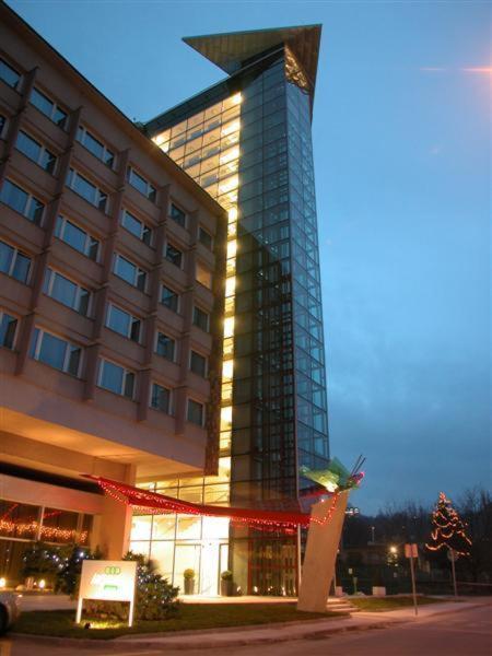 Отель Olympik Artemis, Прага