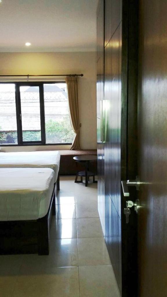 Двухместный (Двухместный номер с 1 кроватью или 2 отдельными кроватями, вид на город), Nuriani Restaurant and Rooms