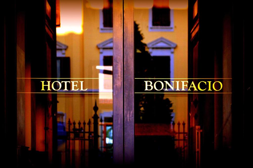 Hotel Bonifacio, Флоренция