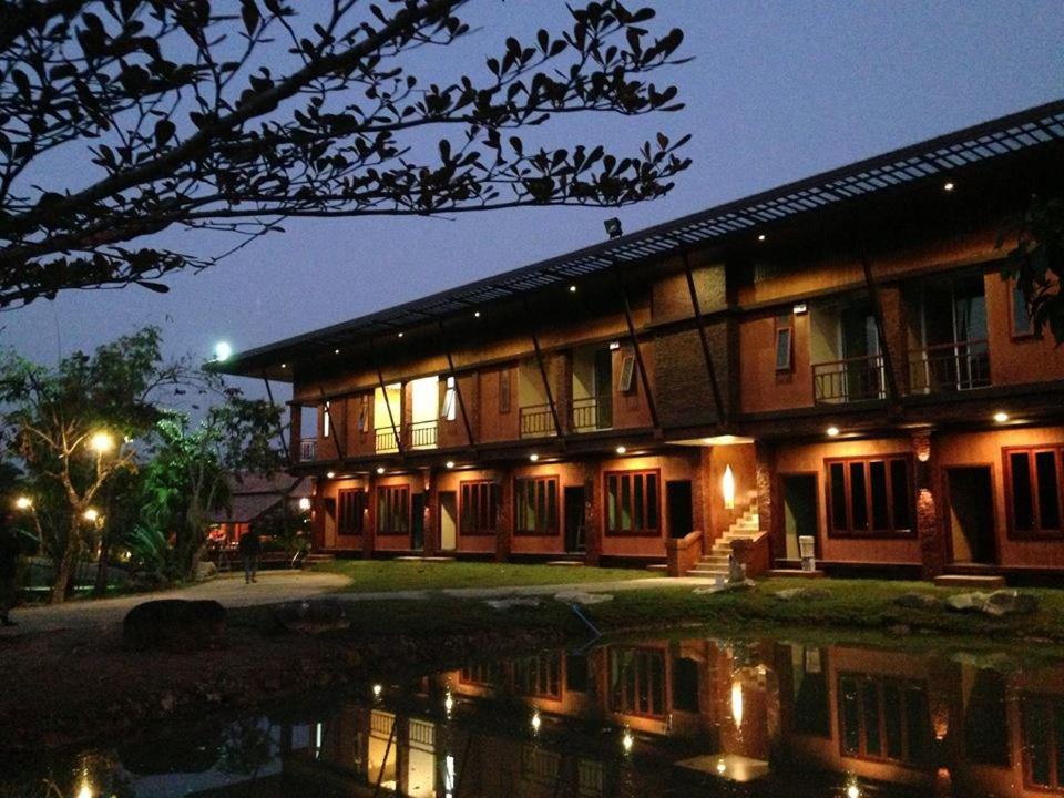 Курортный отель Du Doi Suay Resort, Чианграй