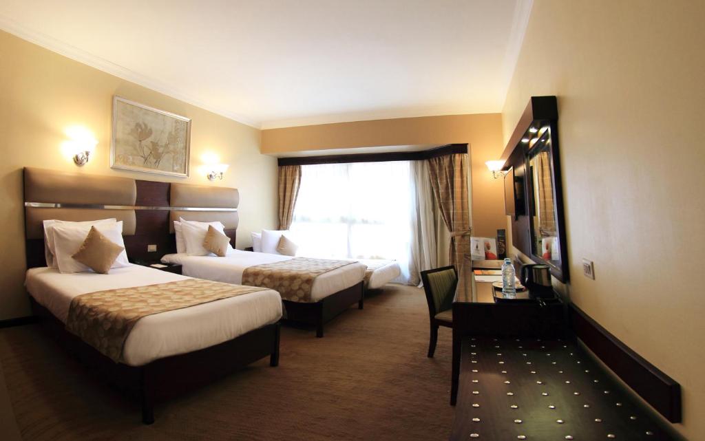 Трехместный (Стандартный трехместный номер), Pyramisa Suites Hotel Cairo