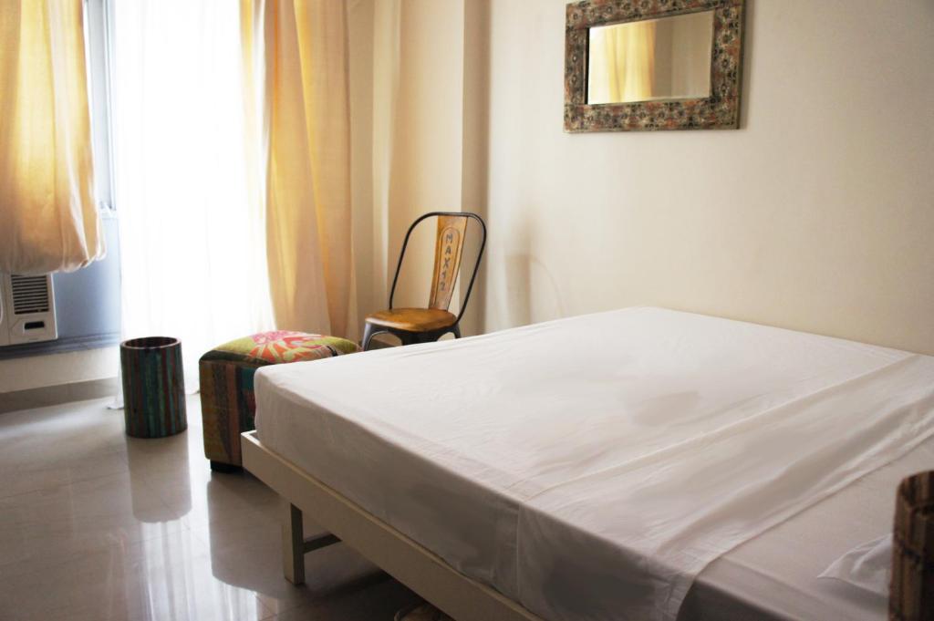 Двухместный (Улучшенный двухместный номер с 1 кроватью), Bed and Chaï